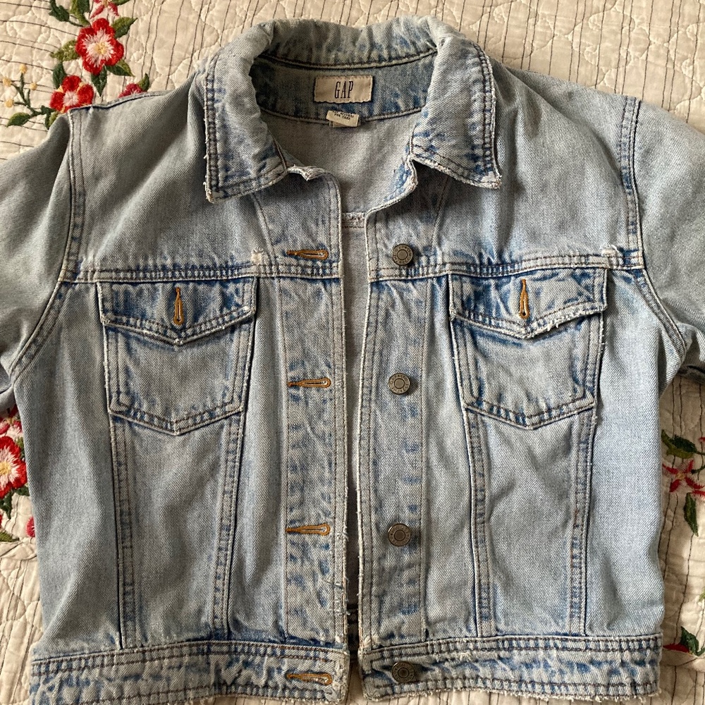 Jean jacket Gap five button vintage